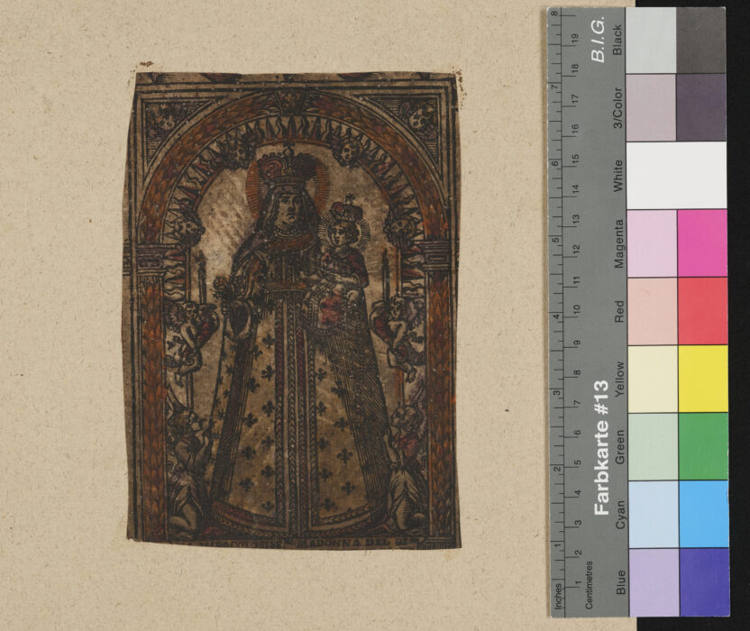 Maria Loretto, Stehende Madonna mit Kind, colorierter Hplzschnitt (Klimesch)