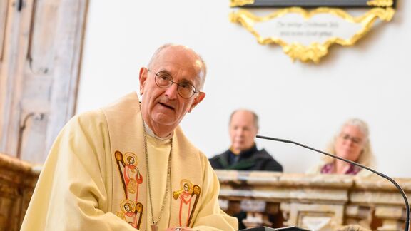 Amtseinführung Prälat Holzinger Mondsee Prälat Holzinger Werner Kerschbaummayr