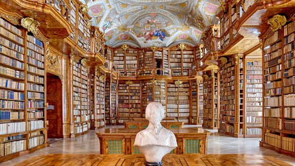 Stift St Florian Bibliothek @Pedagrafie