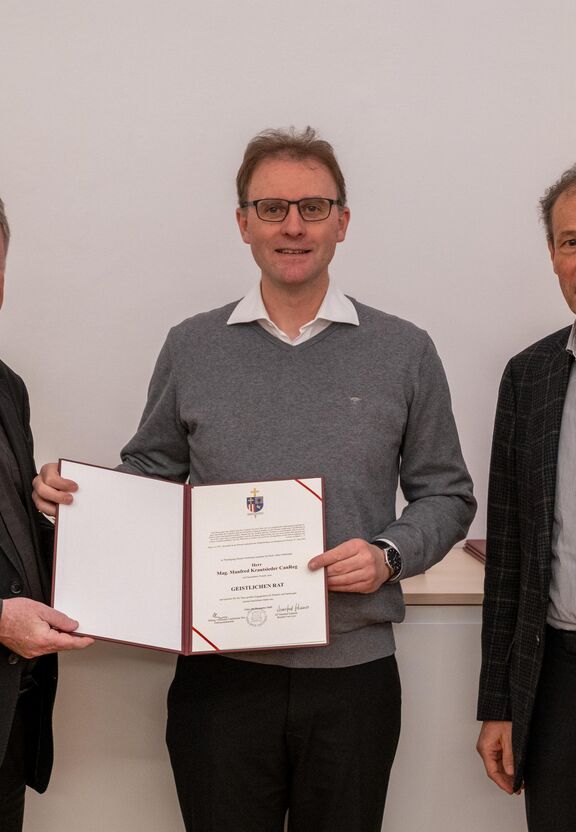 Ehrung Novizenmeister Manfred Krautsieder
